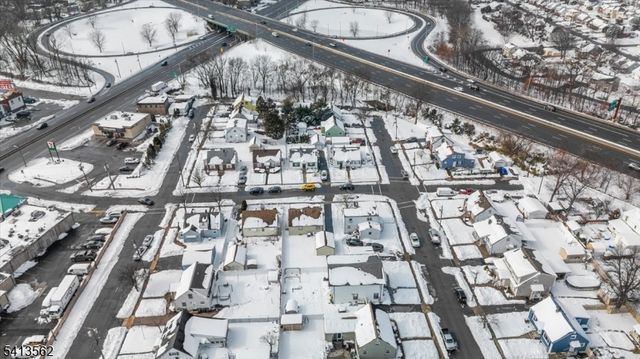 12 Mill St, Elmwood Park Boro, NJ 07407