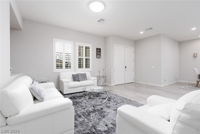 10320 Mystic Ledge Court, Las Vegas, NV 89149