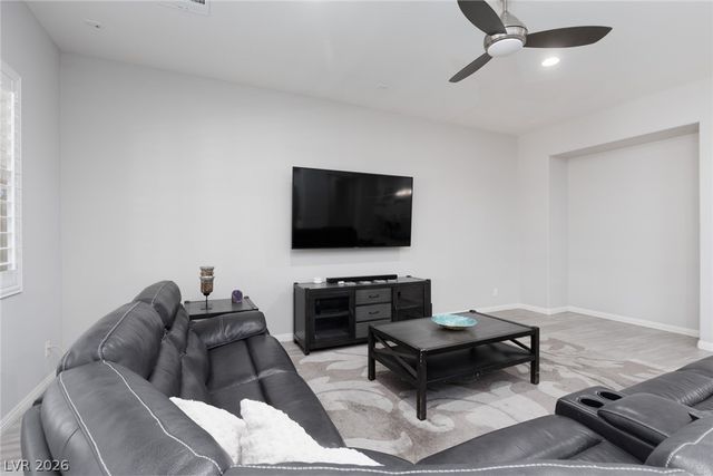 10320 Mystic Ledge Court, Las Vegas, NV 89149