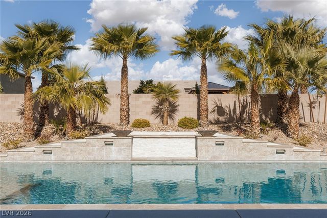 10320 Mystic Ledge Court, Las Vegas, NV 89149