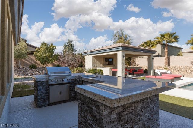 10320 Mystic Ledge Court, Las Vegas, NV 89149