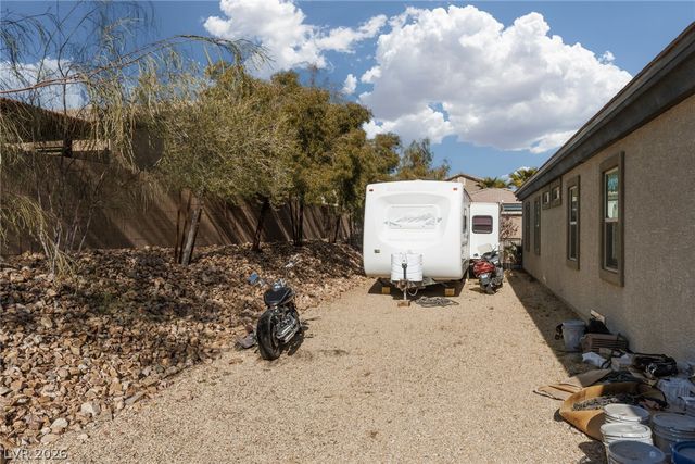 10320 Mystic Ledge Court, Las Vegas, NV 89149