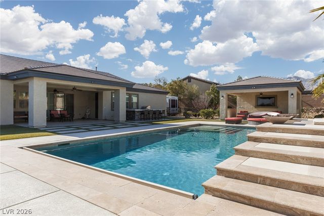 10320 Mystic Ledge Court, Las Vegas, NV 89149