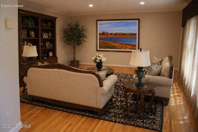 4 Vista Drive, Morganville, NJ 07751