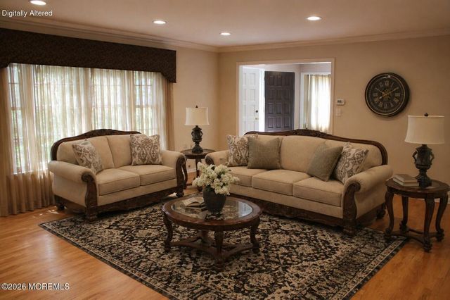 4 Vista Drive, Morganville, NJ 07751