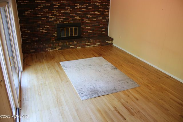 4 Vista Drive, Morganville, NJ 07751