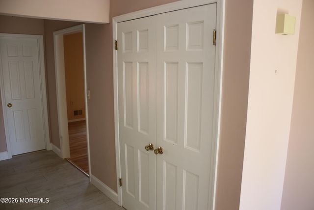 4 Vista Drive, Morganville, NJ 07751