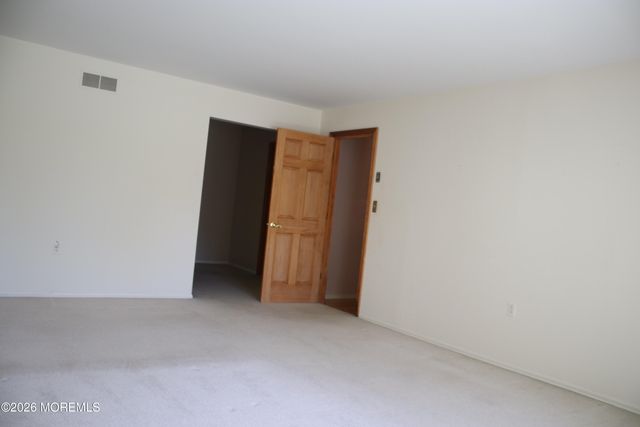 4 Vista Drive, Morganville, NJ 07751