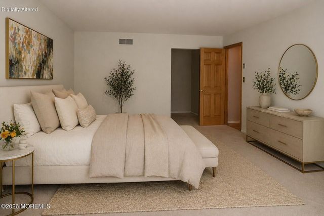 4 Vista Drive, Morganville, NJ 07751