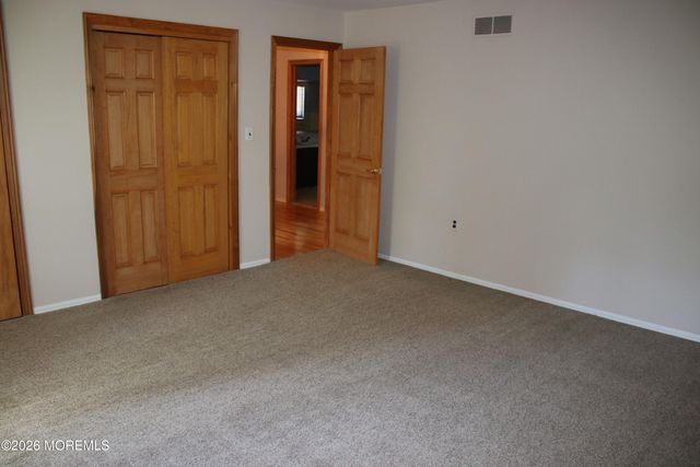 4 Vista Drive, Morganville, NJ 07751