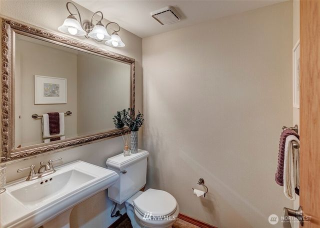 9132 NE 151st Street, Bothell, WA 98011
