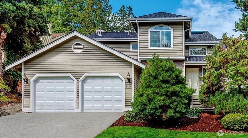 9132 NE 151st Street, Bothell, WA 98011