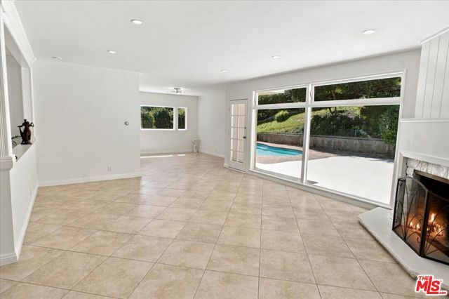 1423 Roscomare Road, Los Angeles, CA 90077
