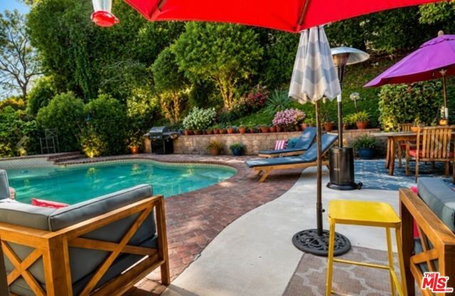 1423 Roscomare Road, Los Angeles, CA 90077