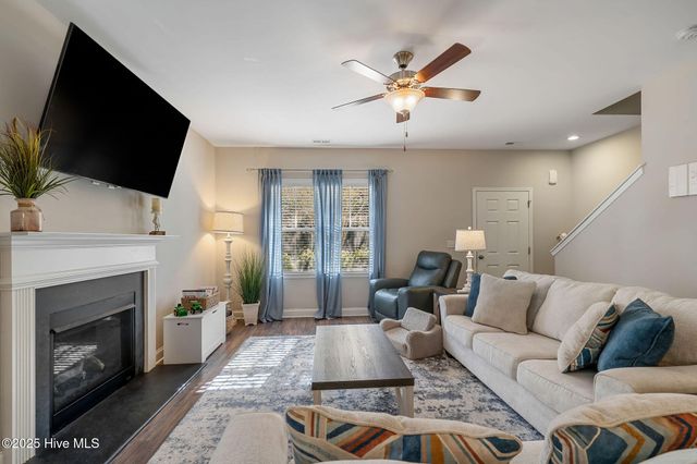 853 Lea Landing Drive, Wilmington, NC 28412