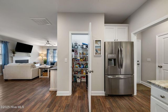 853 Lea Landing Drive, Wilmington, NC 28412