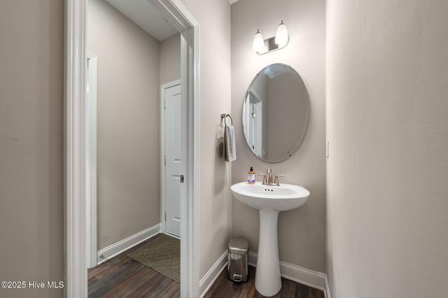 853 Lea Landing Drive, Wilmington, NC 28412