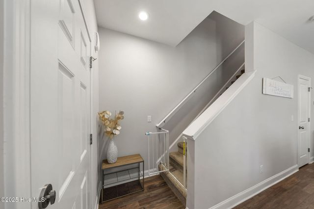 853 Lea Landing Drive, Wilmington, NC 28412