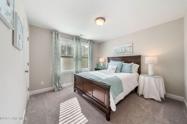 853 Lea Landing Drive, Wilmington, NC 28412