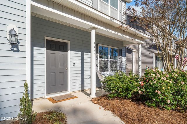 853 Lea Landing Drive, Wilmington, NC 28412