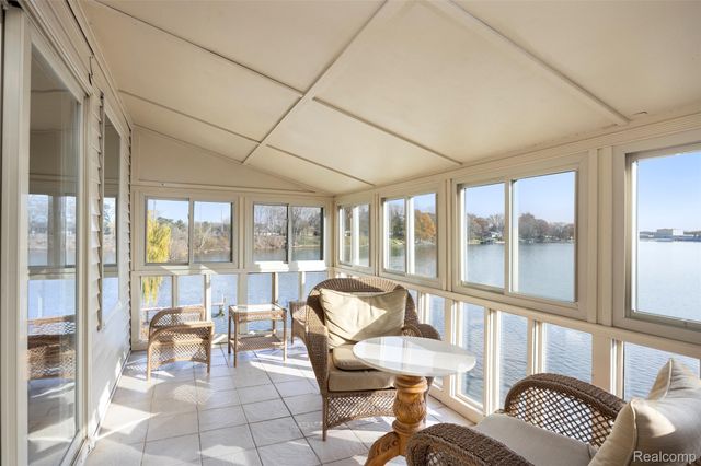 41841 S Service Drive, Van Buren Charter Township, MI 48111