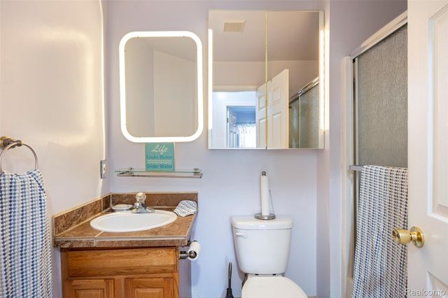 41841 S Service Drive, Van Buren Charter Township, MI 48111