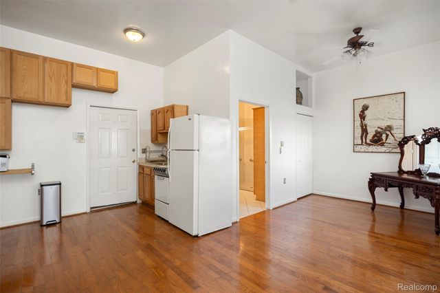 41841 S Service Drive, Van Buren Charter Township, MI 48111