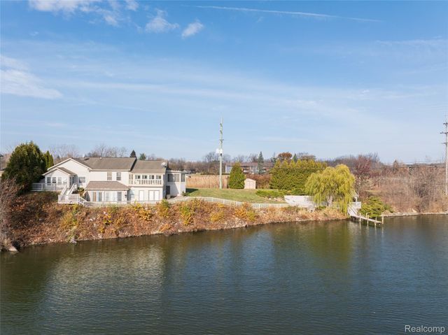 41841 S Service Drive, Van Buren Charter Township, MI 48111