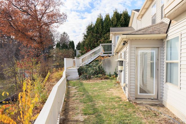 41841 S Service Drive, Van Buren Charter Township, MI 48111