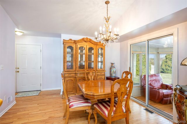 41841 S Service Drive, Van Buren Charter Township, MI 48111