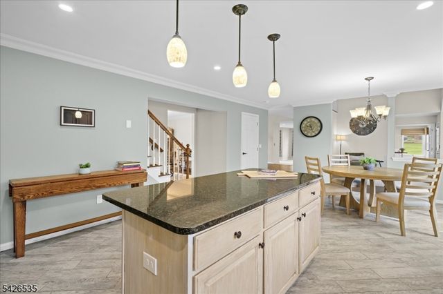 27 Shy Creek Rd, Alexandria Twp., NJ 08867