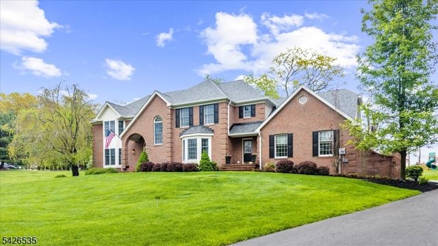 27 Shy Creek Rd, Alexandria Twp., NJ 08867