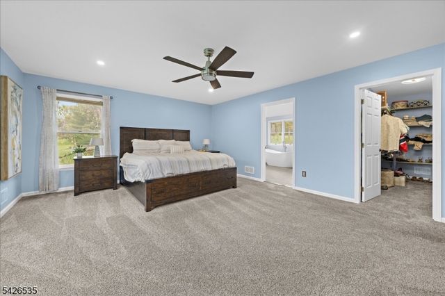 27 Shy Creek Rd, Alexandria Twp., NJ 08867