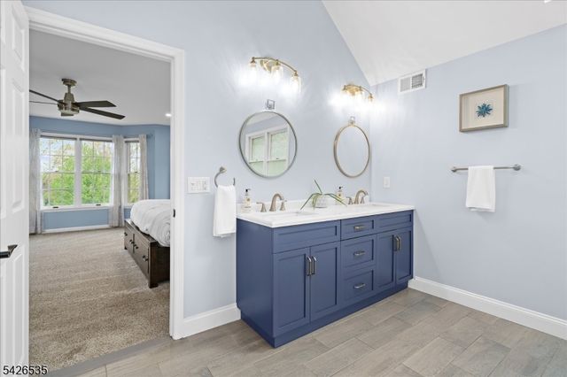 27 Shy Creek Rd, Alexandria Twp., NJ 08867