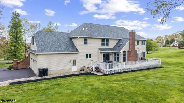27 Shy Creek Rd, Alexandria Twp., NJ 08867