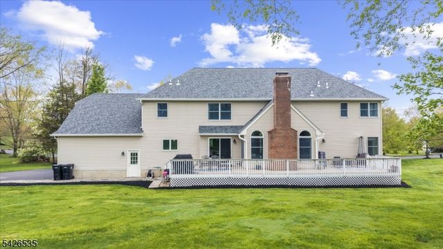 27 Shy Creek Rd, Alexandria Twp., NJ 08867
