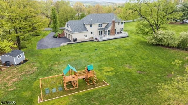 27 Shy Creek Rd, Alexandria Twp., NJ 08867