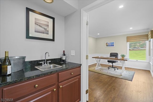 27 Shy Creek Rd, Alexandria Twp., NJ 08867