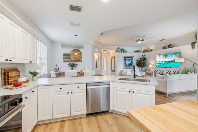 6265 33rd Manor, Vero Beach, FL 32966