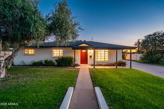 2111 W SOLANO Drive, Phoenix, AZ 85015