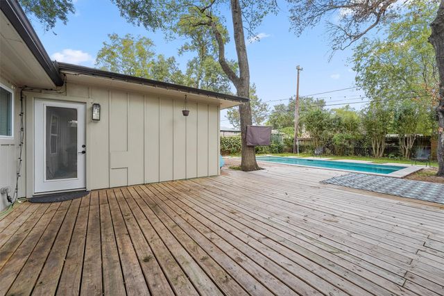 4614 Carleen Road, Houston, TX 77092