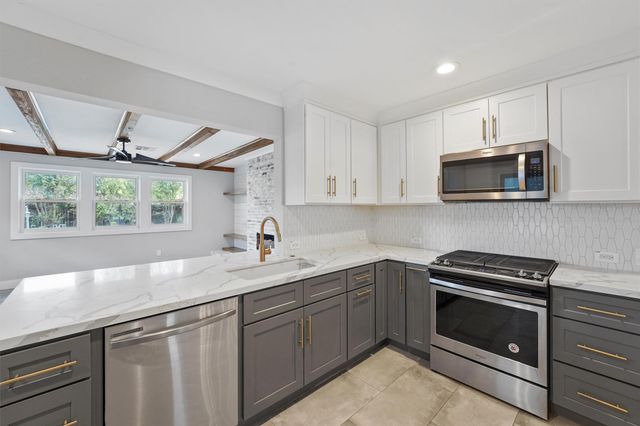 4614 Carleen Road, Houston, TX 77092