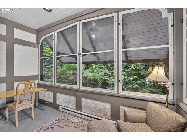 2658 Nw CORNELL Rd, Portland, OR 97210