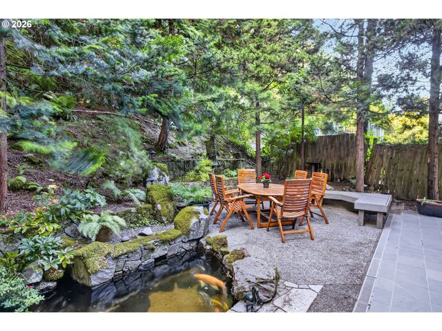 2658 Nw CORNELL Rd, Portland, OR 97210