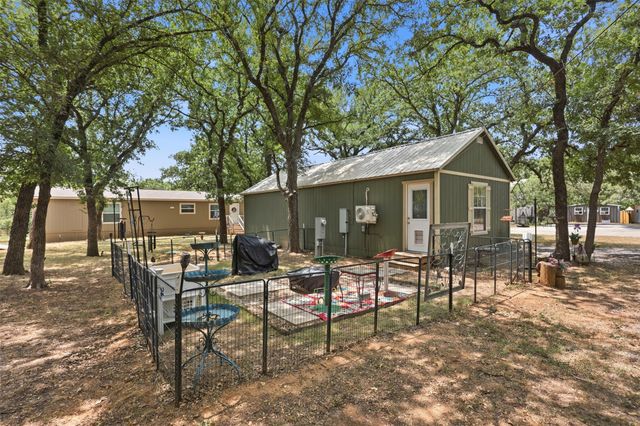 5727 Arkansas Trail, Granbury, TX 76048