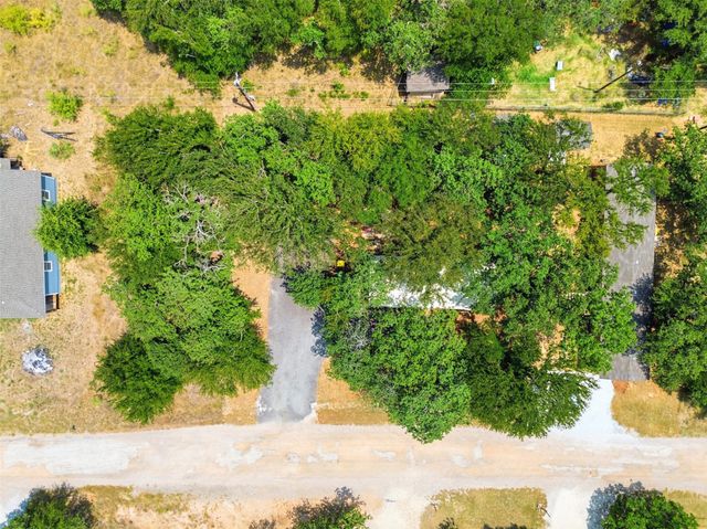 5727 Arkansas Trail, Granbury, TX 76048