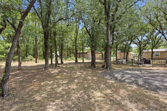 5727 Arkansas Trail, Granbury, TX 76048
