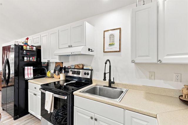 5727 Arkansas Trail, Granbury, TX 76048