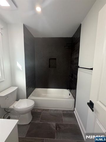 800 85th Street, North Bergen, NJ 07047