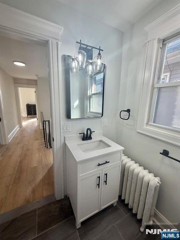 800 85th Street, North Bergen, NJ 07047